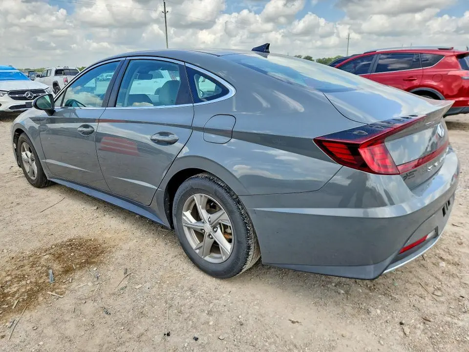 2021 HYUNDAI SONATA SE  