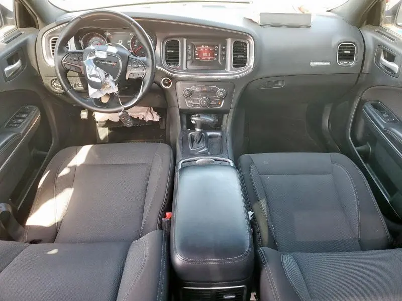 2016 DODGE CHARGER SE  