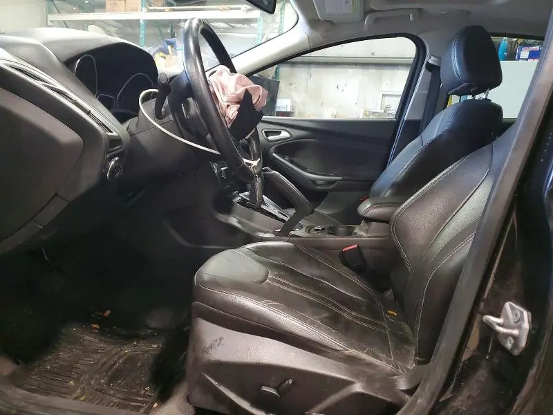 2012 FORD FOCUS TITANIUM  