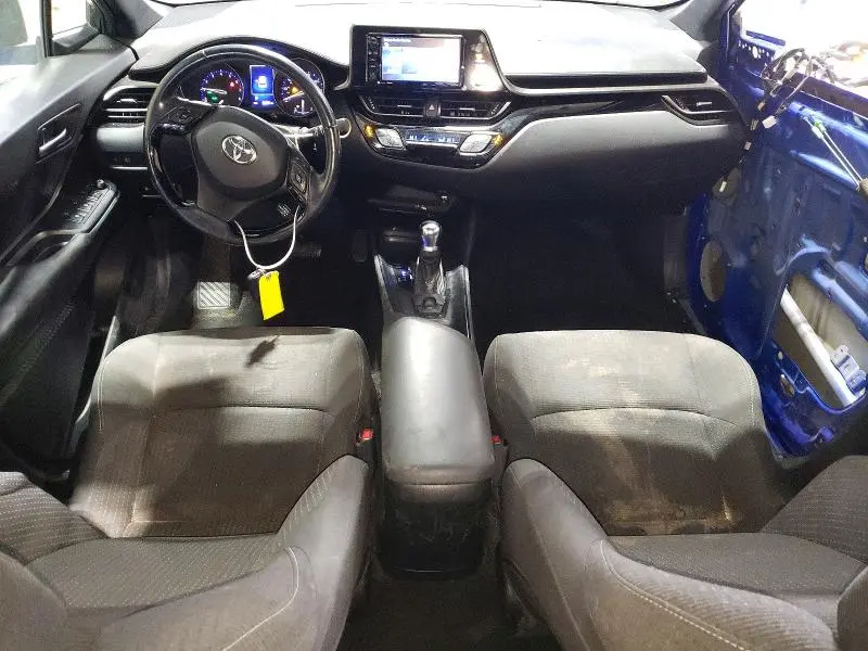 2018 TOYOTA C-HR XLE  