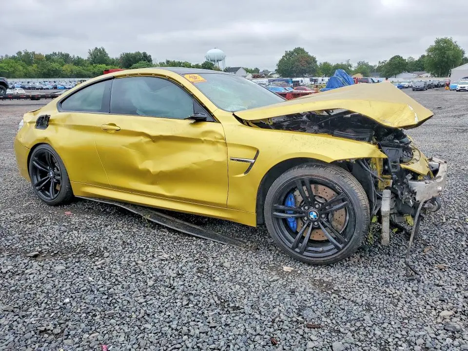 2015 BMW M4   