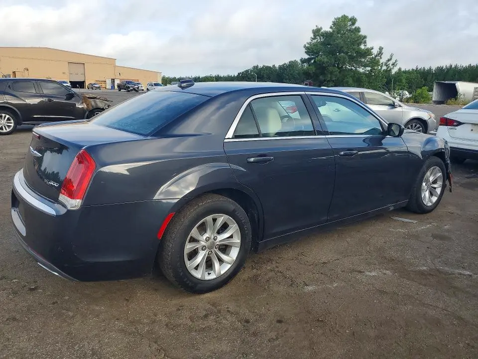 2015 CHRYSLER 300 LIMITED  