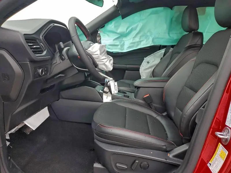 2025 FORD ESCAPE ST LINE  