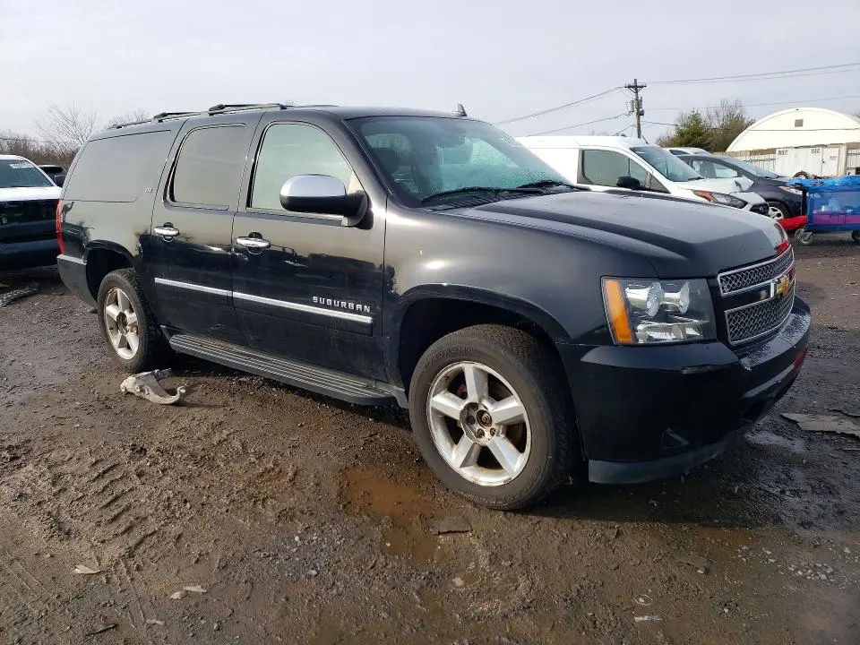 2013 CHEVROLET SUBURBAN K1500 LTZ  