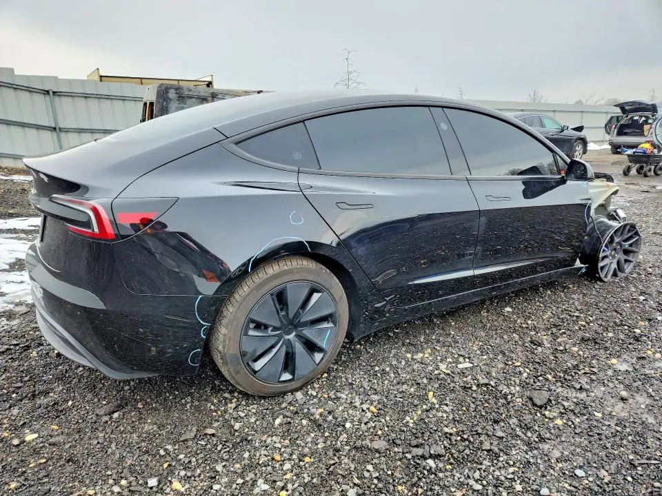 2026 TESLA MODEL 3   