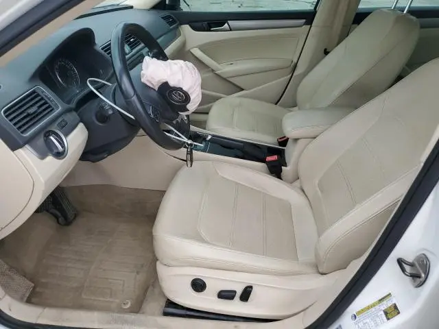 2014 VOLKSWAGEN PASSAT S  