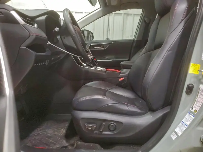 2020 TOYOTA RAV4 ADVENTURE  