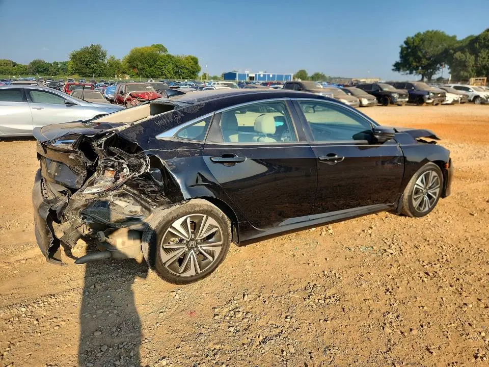 2017 HONDA CIVIC EX  