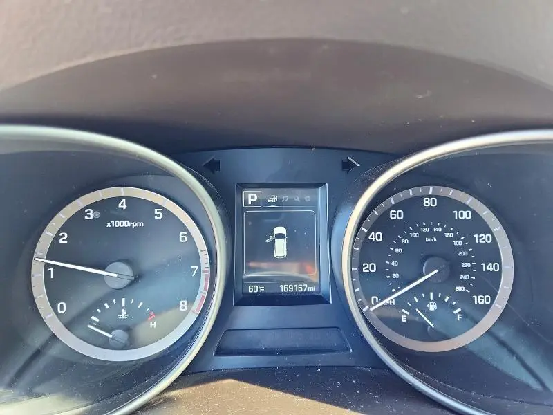 2017 HYUNDAI SANTA FE SE  