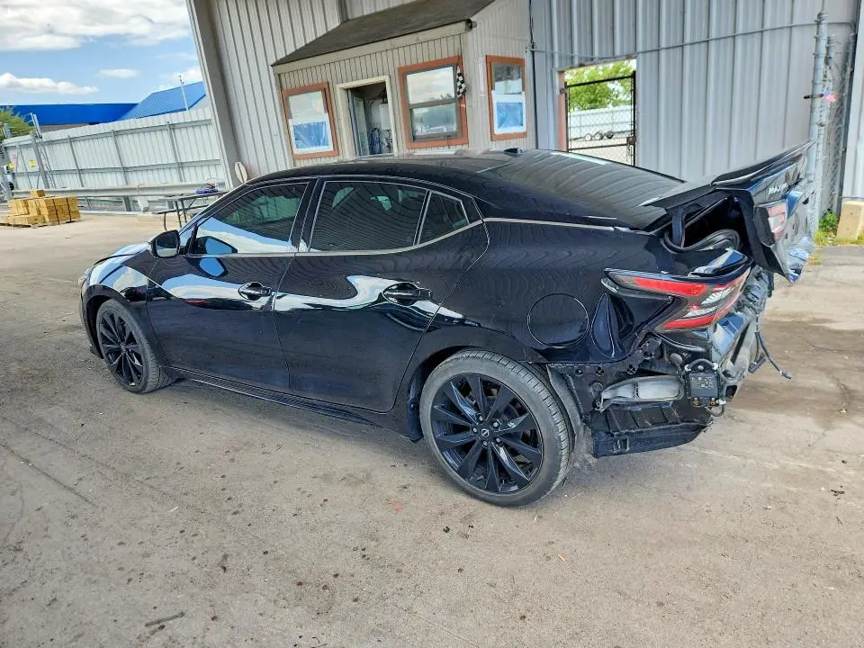 2023 NISSAN MAXIMA SR  