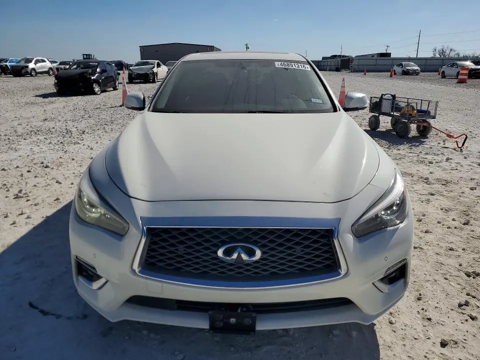 2021 INFINITI Q50 LUXE  