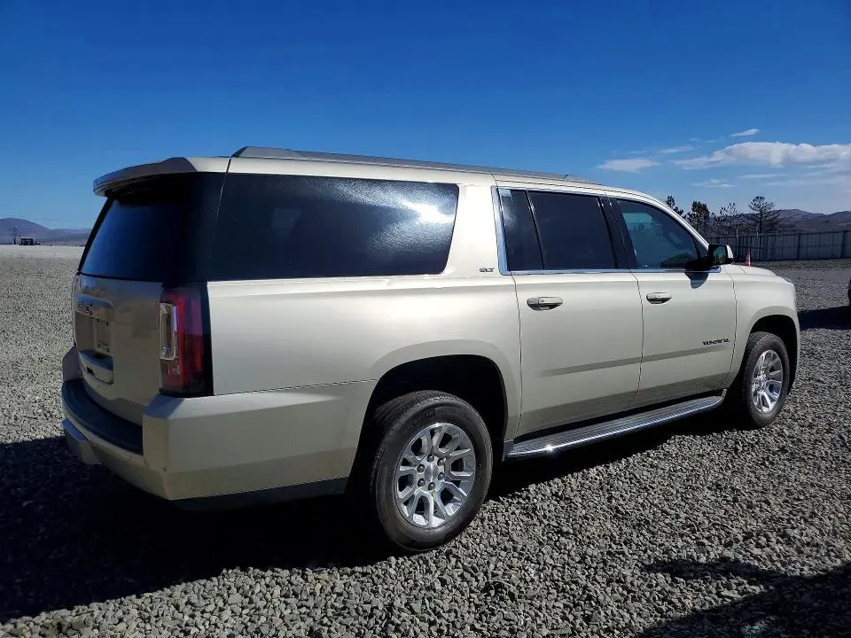 2017 GMC YUKON XL K1500 SLT  