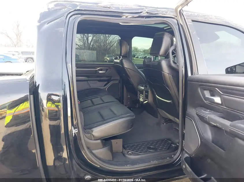 2022 RAM 1500 REBEL  4X4 5'7 BOX