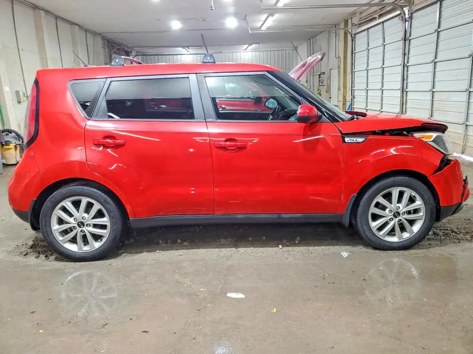 2017 KIA SOUL +  
