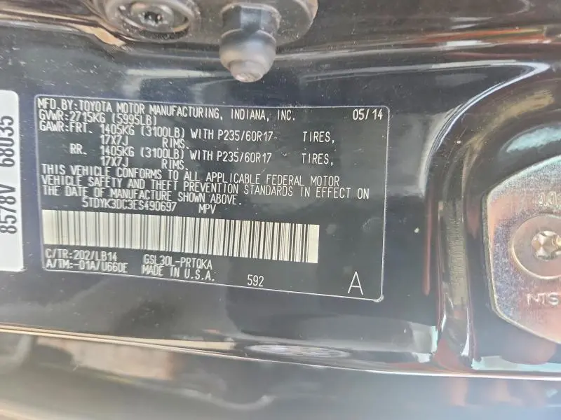 2014 TOYOTA SIENNA XLE 8-PASSENGER  