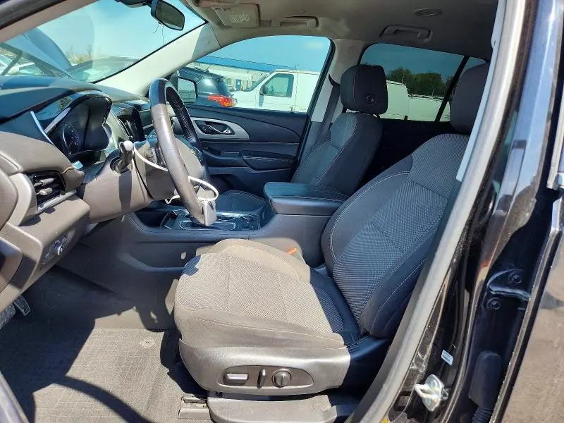 2018 CHEVROLET TRAVERSE LT  