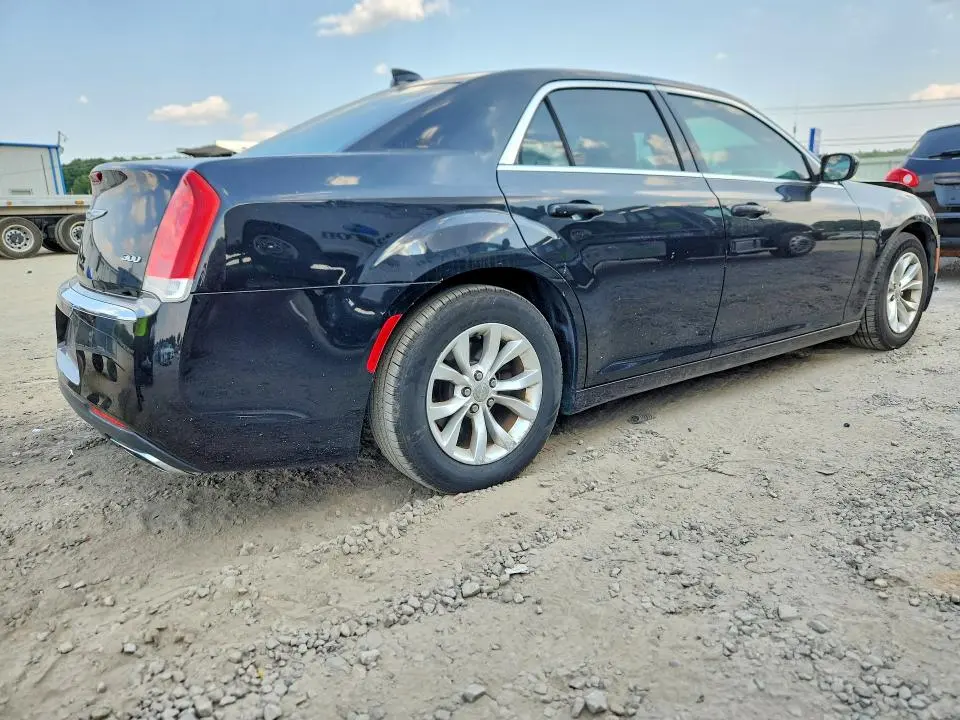 2015 CHRYSLER 300 LIMITED  