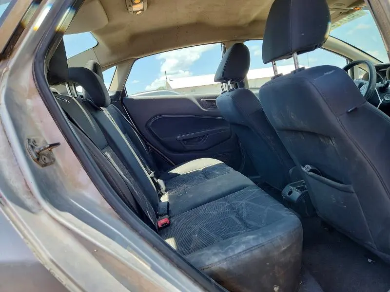 2013 FORD FIESTA SE  