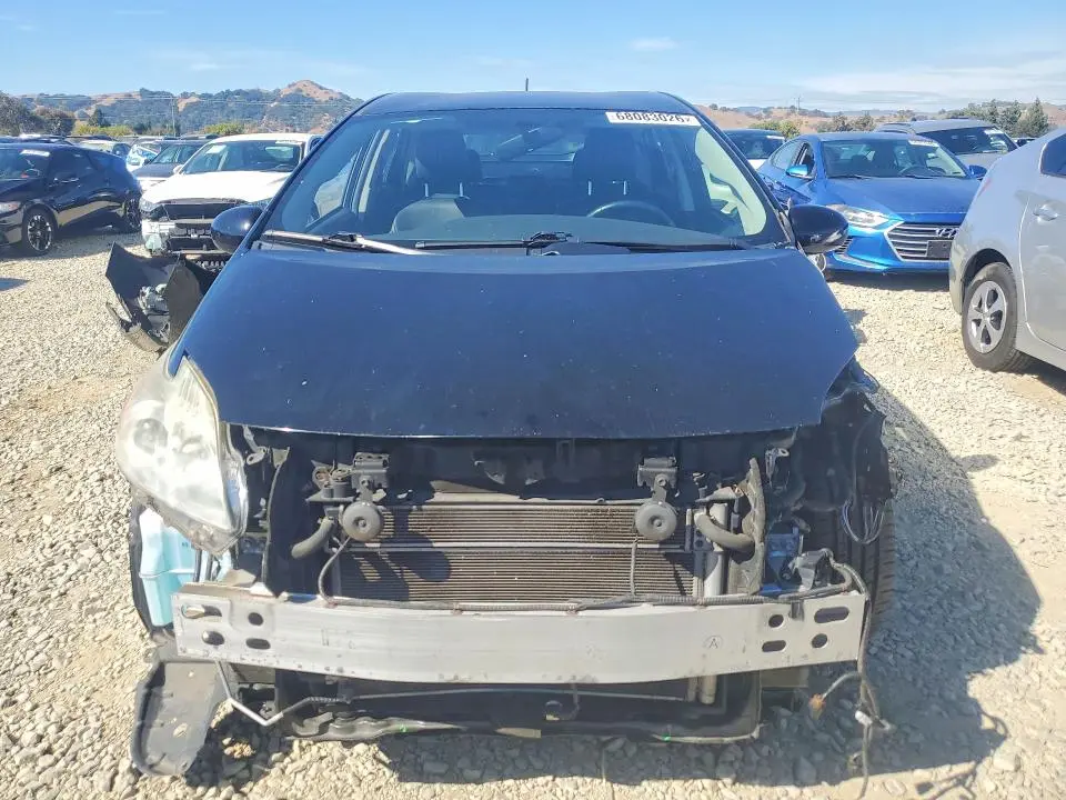 2013 TOYOTA PRIUS PERSONA SERIES SE  