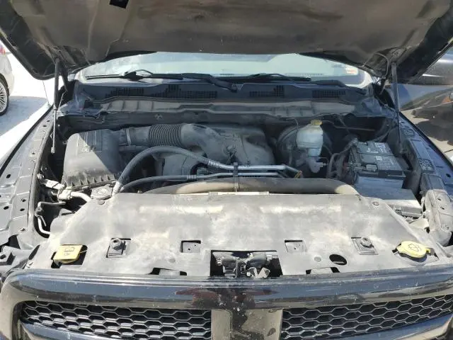 2013 RAM 1500 ST  