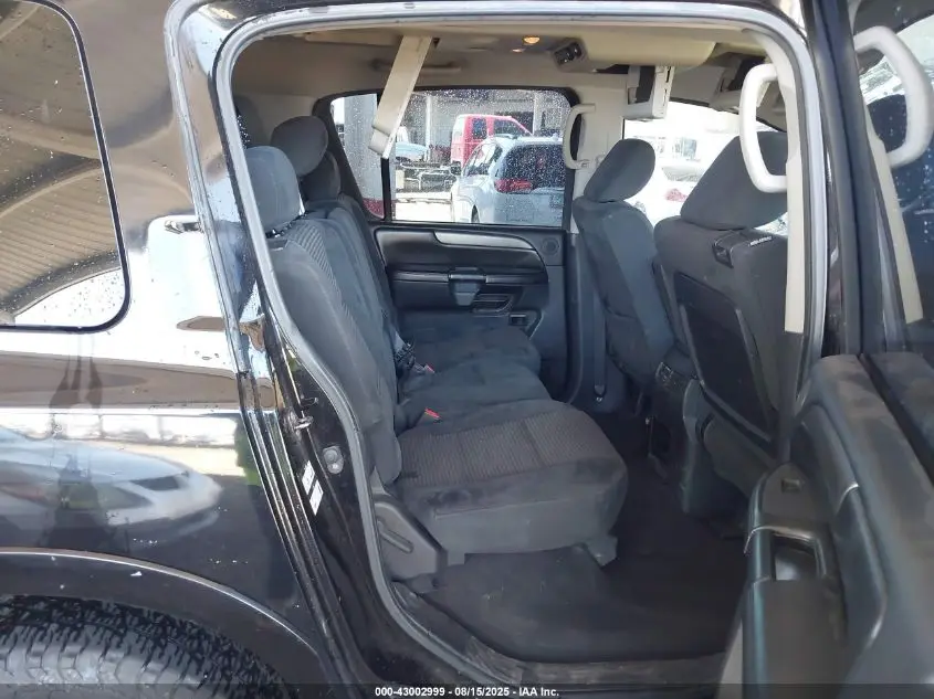 2011 NISSAN ARMADA SV