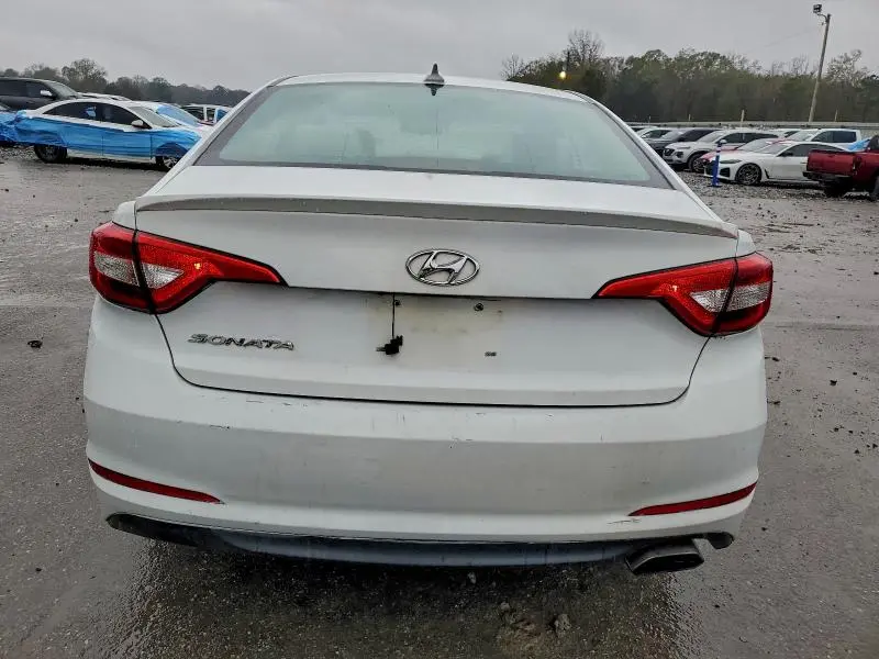 2017 HYUNDAI SONATA SE  