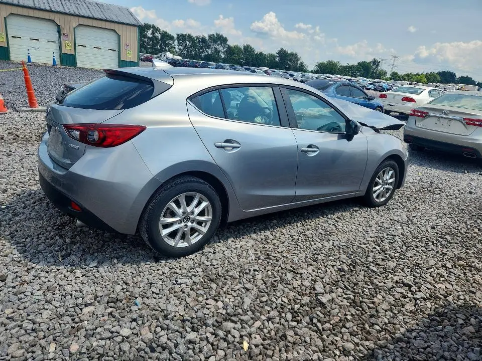 2016 MAZDA 3 TOURING  