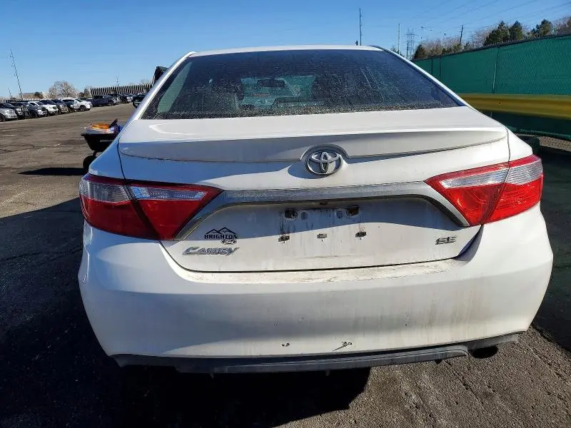 2016 TOYOTA CAMRY LE  