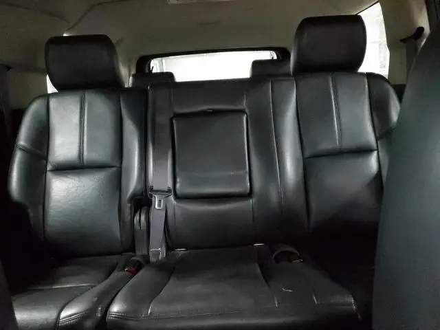 2014 CHEVROLET SUBURBAN K1500 LT  