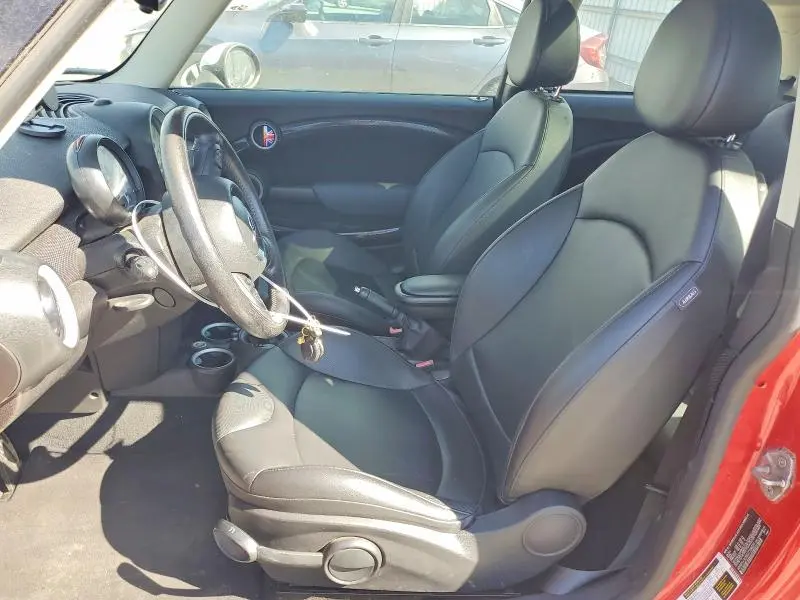 2013 MINI COOPER S  