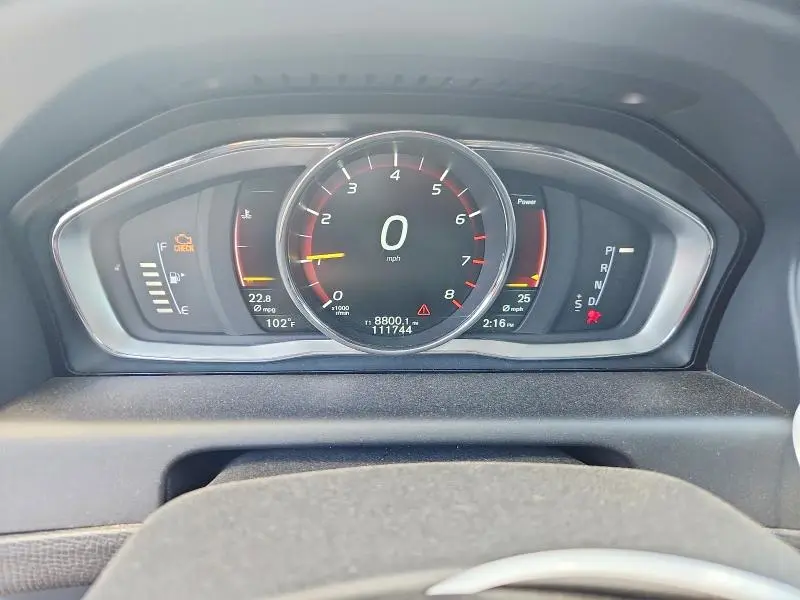 2016 VOLVO XC60 T5 PREMIER  