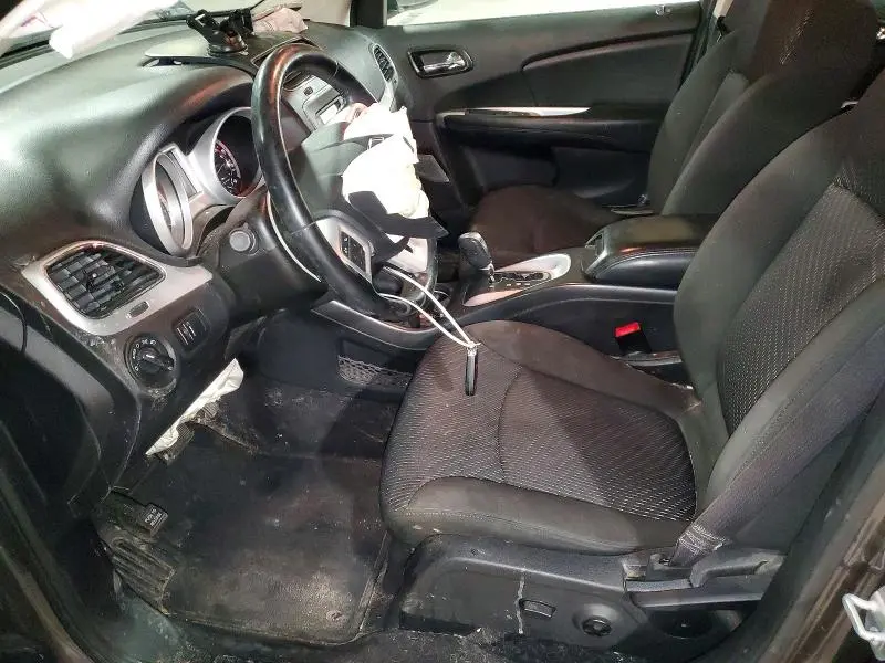 2020 DODGE JOURNEY SE  