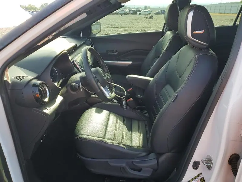2019 NISSAN KICKS SR  