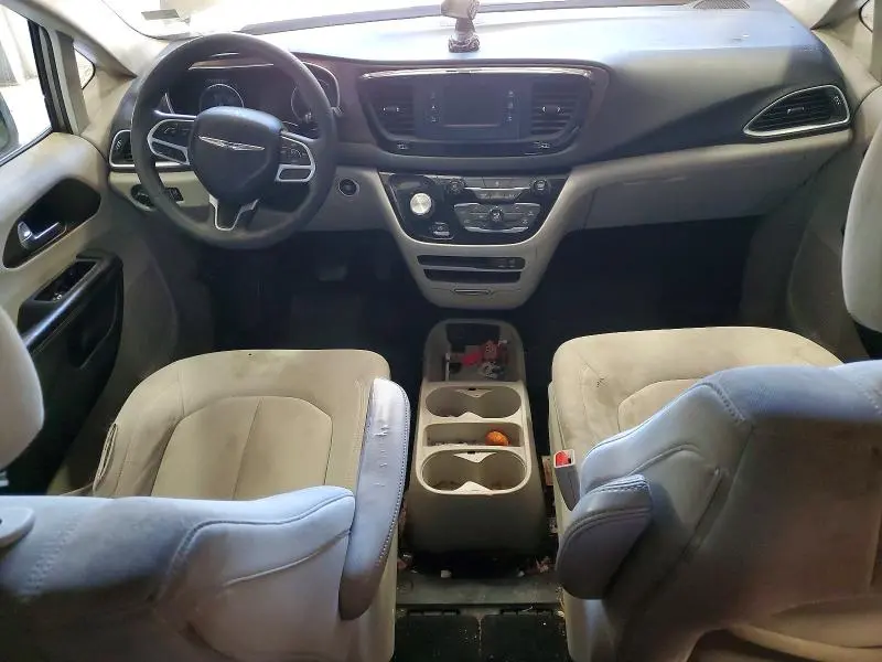 2017 CHRYSLER PACIFICA LX  
