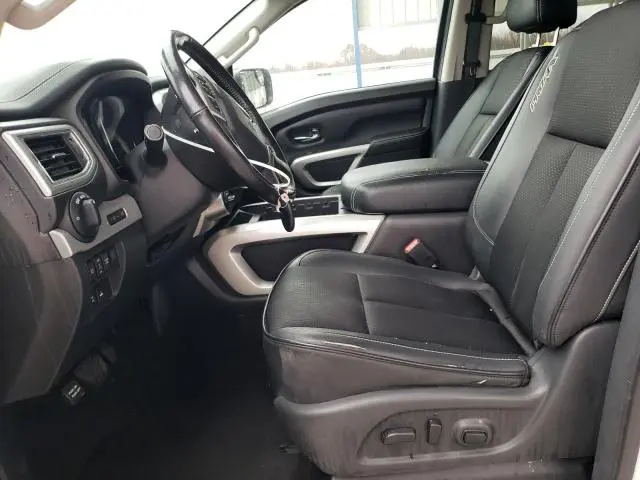 2018 NISSAN TITAN SV  