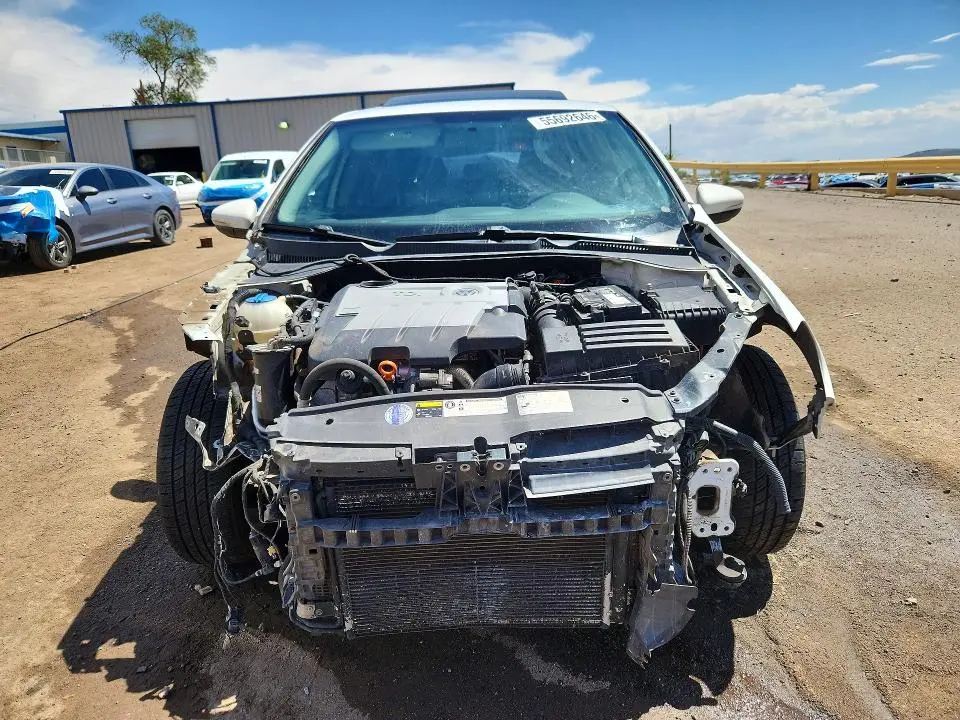2013 VOLKSWAGEN GOLF   