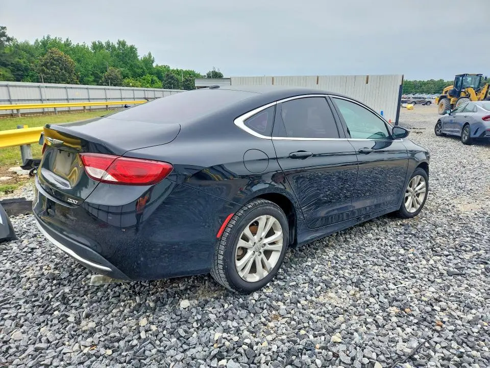 2015 CHRYSLER 200   