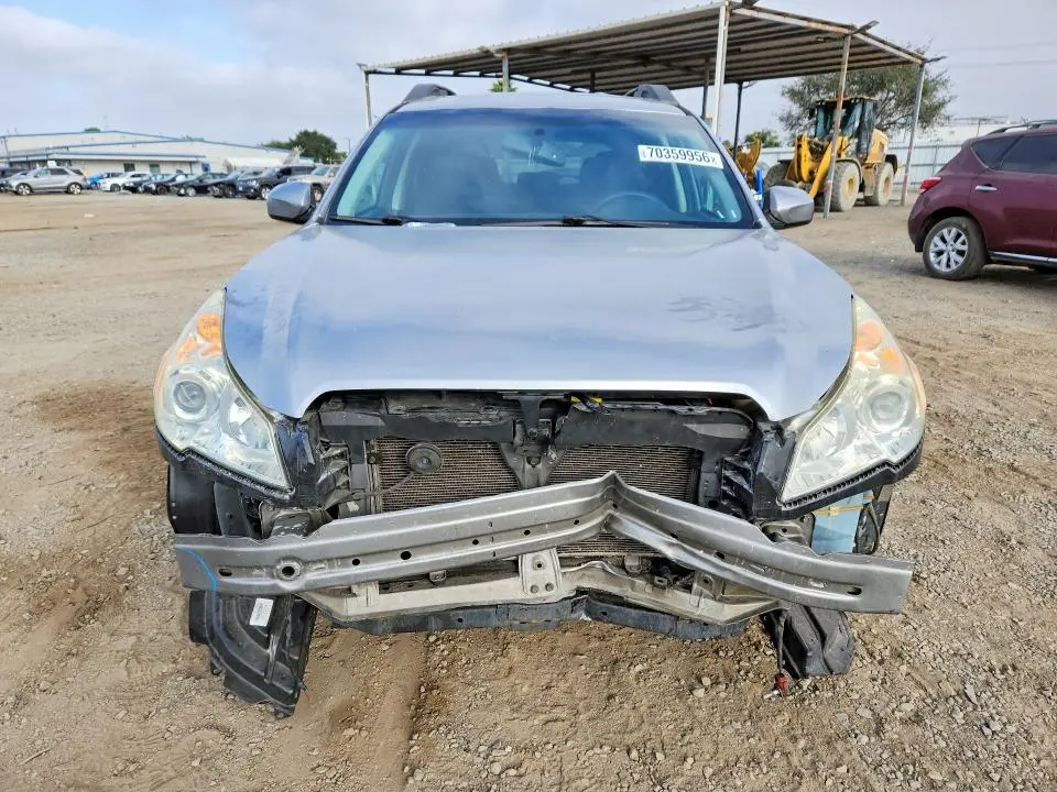 2011 SUBARU OUTBACK 2.5I PREMIUM  