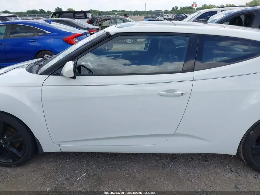 2016 HYUNDAI VELOSTER  