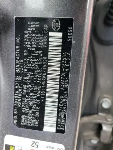 2019 TOYOTA CAMRY SE  