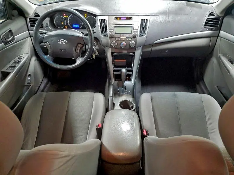 2010 HYUNDAI SONATA GLS  