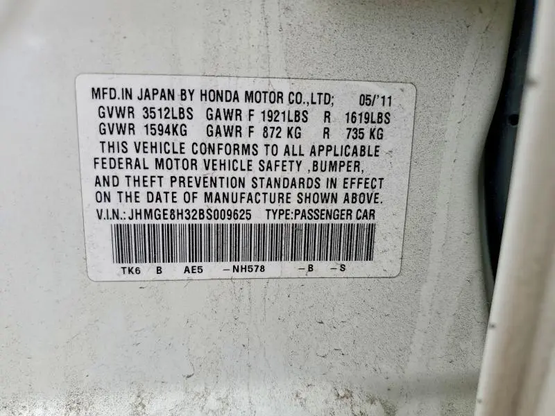 2011 HONDA FIT   