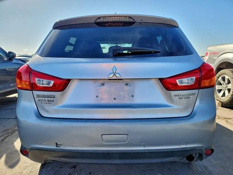 2016 MITSUBISHI OUTLANDER SPORT ES  