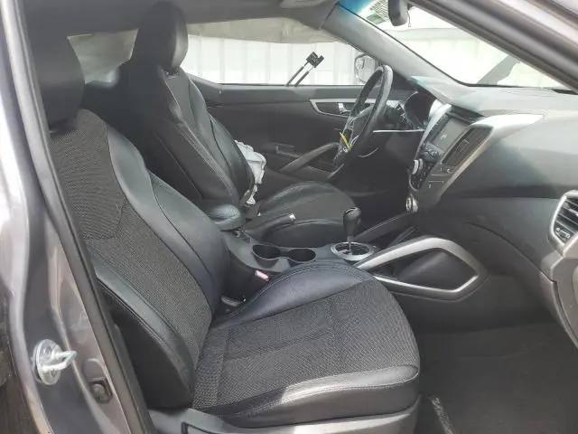 2013 HYUNDAI VELOSTER   
