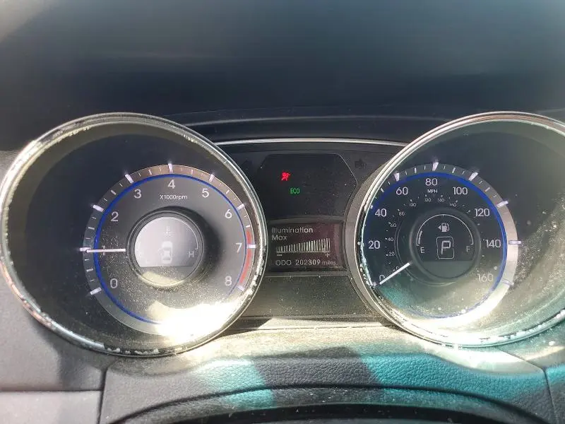 2014 HYUNDAI SONATA GLS  