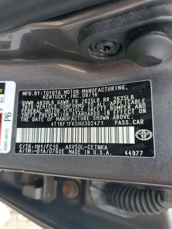 2017 TOYOTA CAMRY LE  