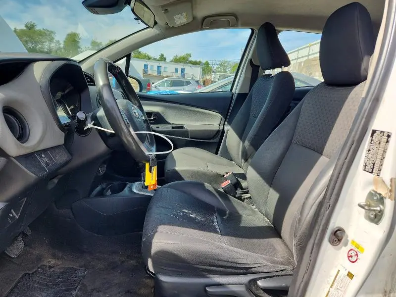 2017 TOYOTA YARIS 5-DOOR L FLEET  