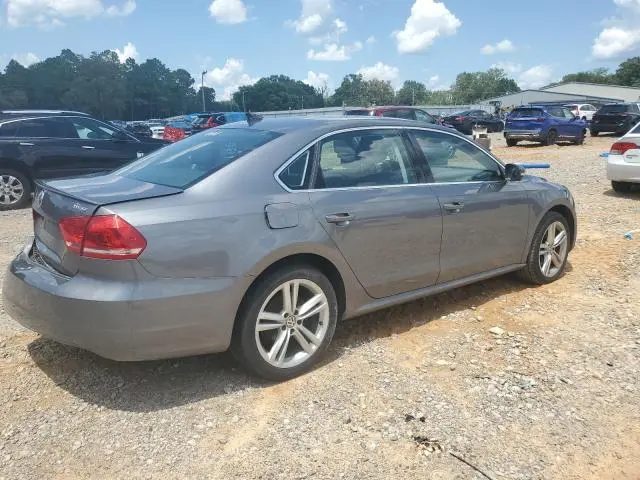 2015 VOLKSWAGEN PASSAT SE  