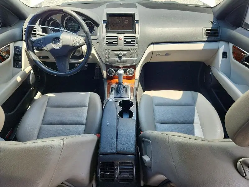 2011 MERCEDES-BENZ C 300  