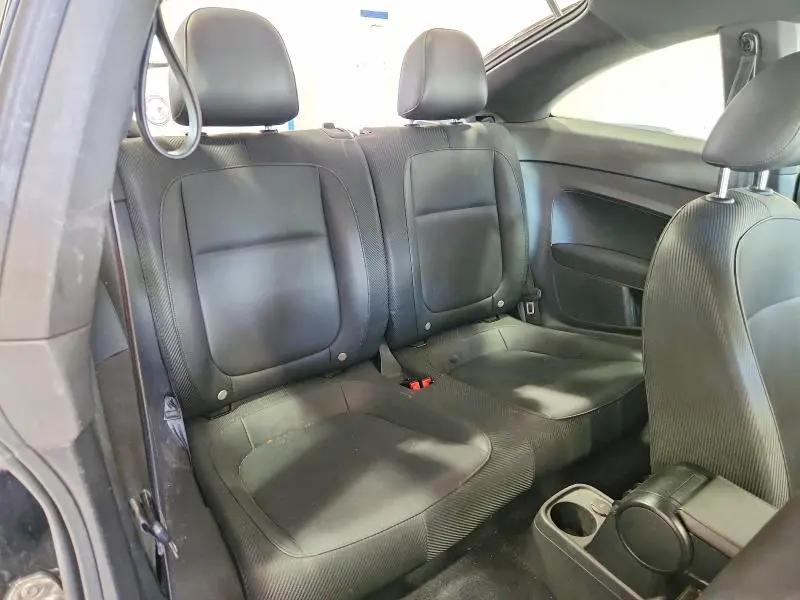 2016 VOLKSWAGEN BEETLE 1.8T  